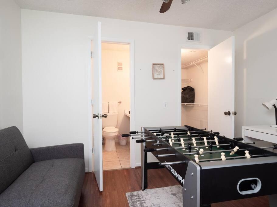 Spacious Condo Mins To Shands, University, & Downtown! Gainesville Exterior photo