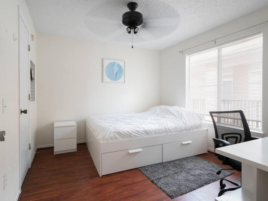 Spacious Condo Mins To Shands, University, & Downtown! Gainesville Exterior photo