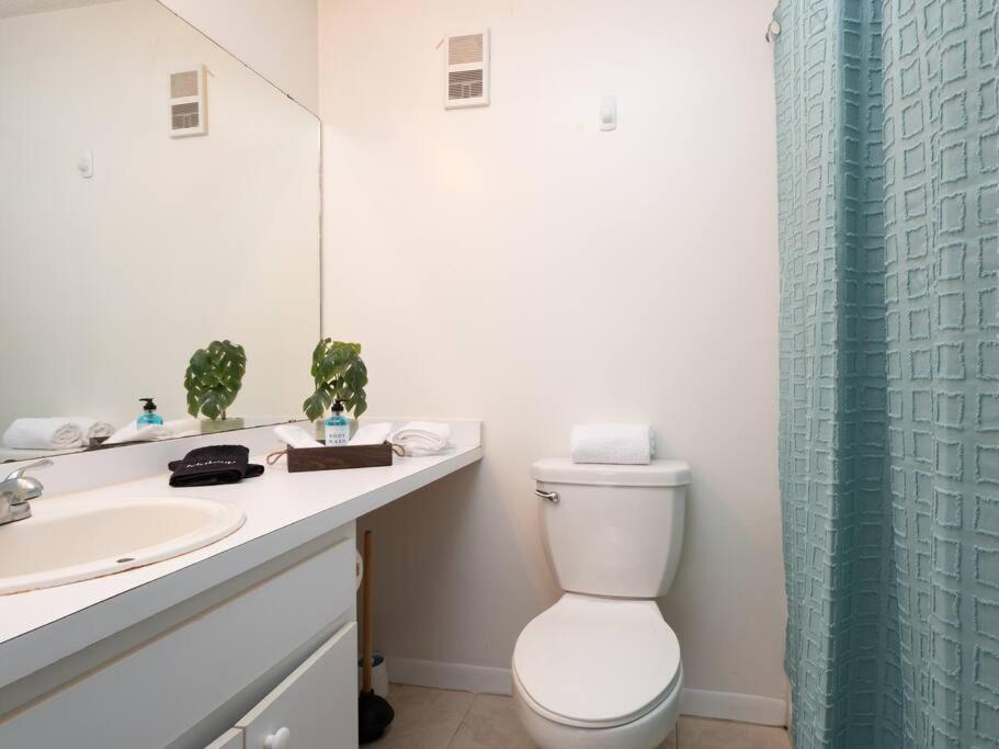 Spacious Condo Mins To Shands, University, & Downtown! Gainesville Exterior photo