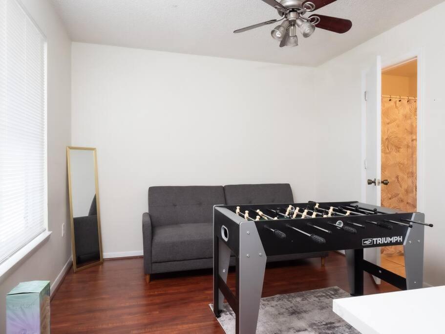 Spacious Condo Mins To Shands, University, & Downtown! Gainesville Exterior photo