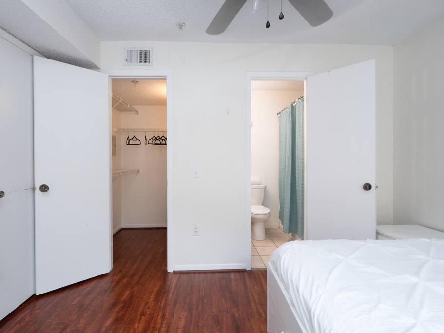Spacious Condo Mins To Shands, University, & Downtown! Gainesville Exterior photo